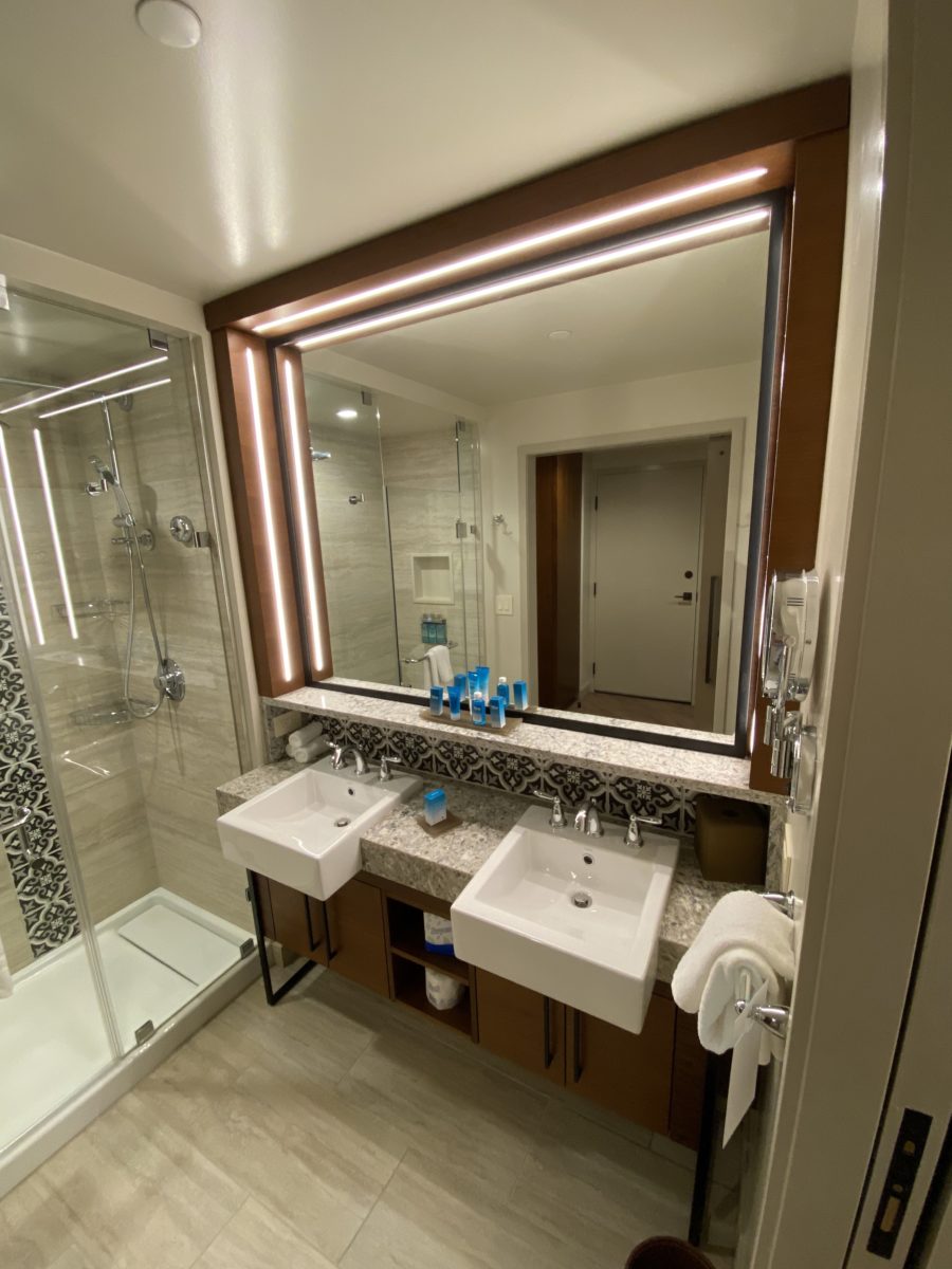 gran-destino-tower-room-tour-1581