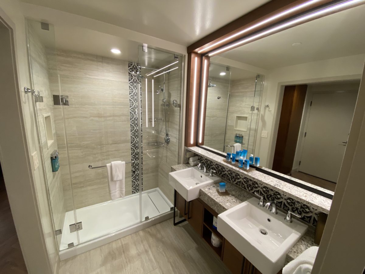 gran-destino-tower-room-tour-1582