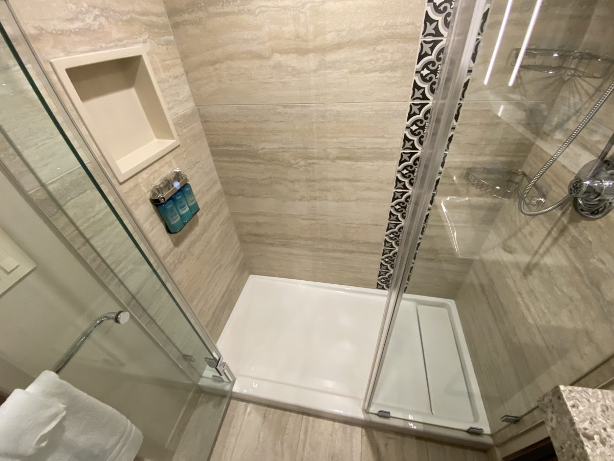 gran-destino-tower-room-tour-1584