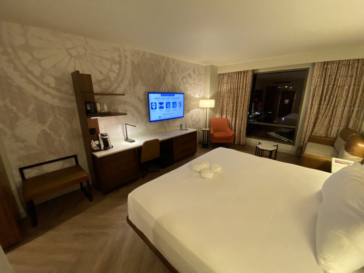 gran-destino-tower-room-tour-1594