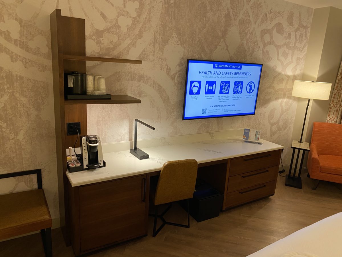 gran-destino-tower-room-tour-1604