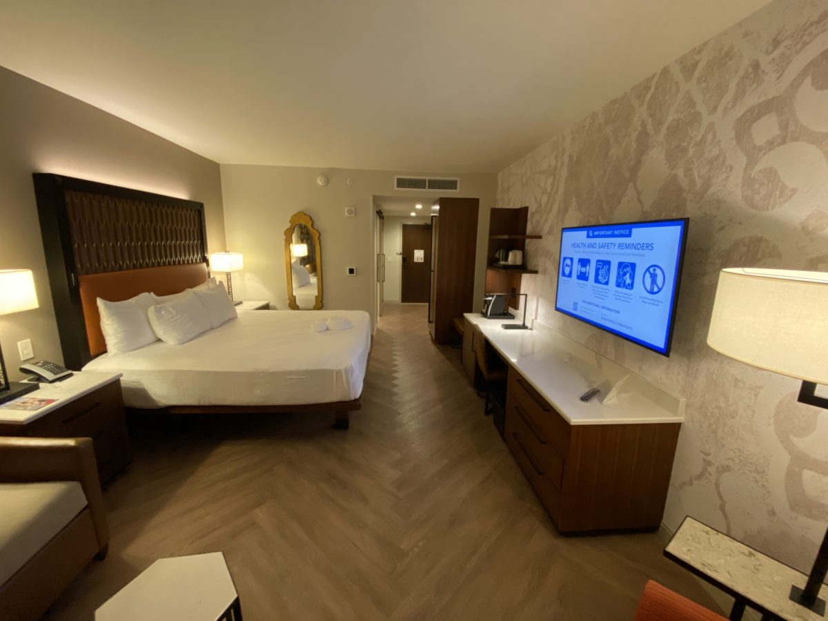 gran-destino-tower-room-tour-1606