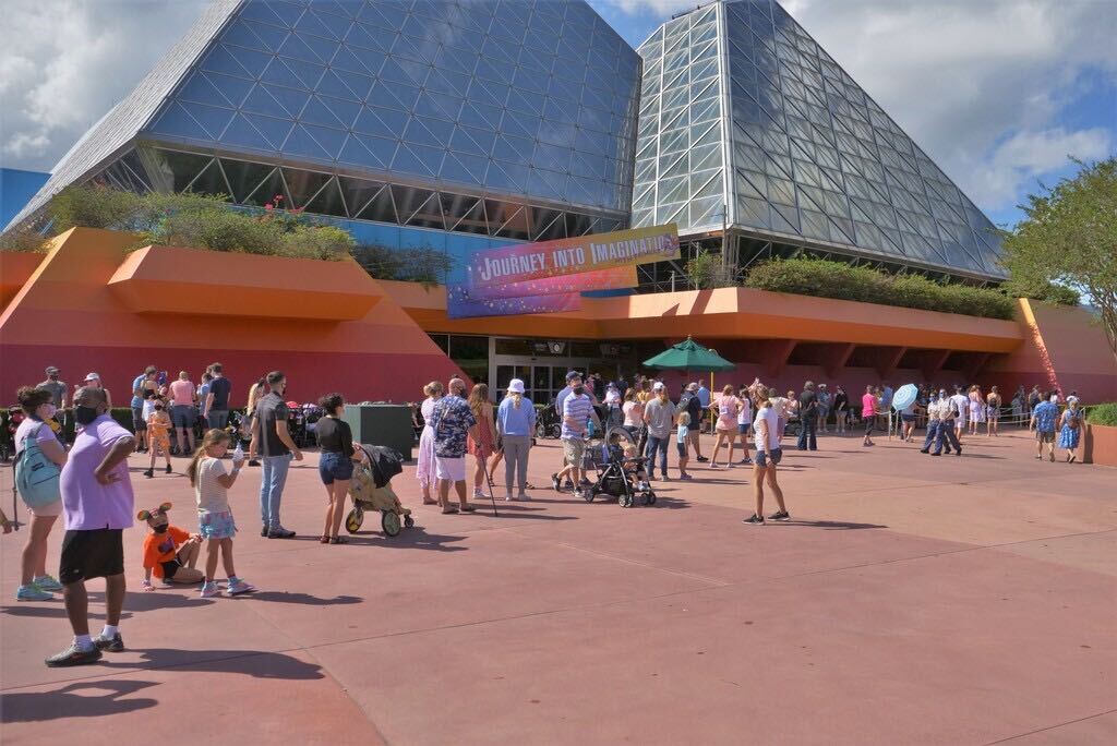 imagination-pavilion-green-box