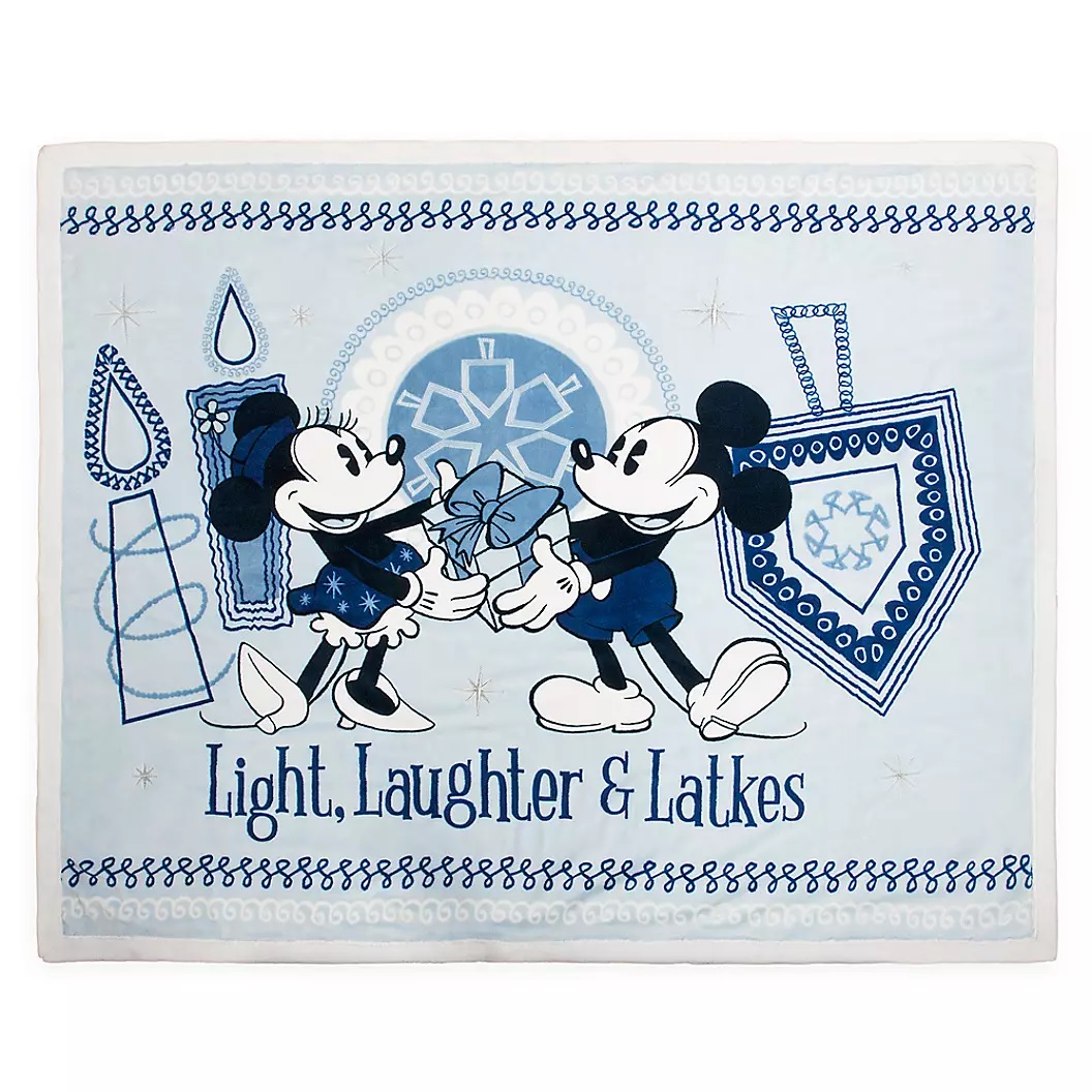 light-laughter-latkes-hanukkah-chanukah-throw-blanket-shopdisney-1