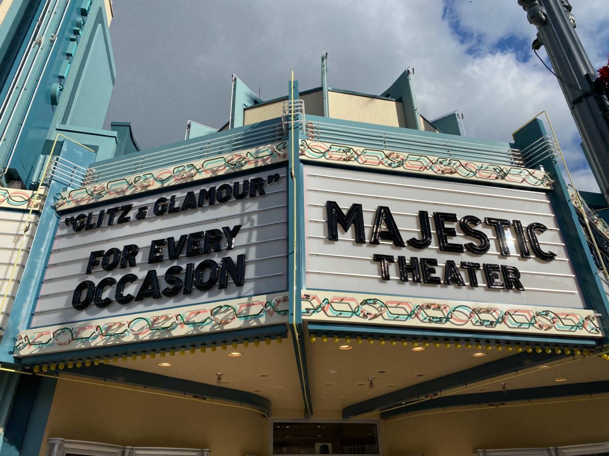 majestic-theater-legends-of-hollywood-marquee-remodel_13