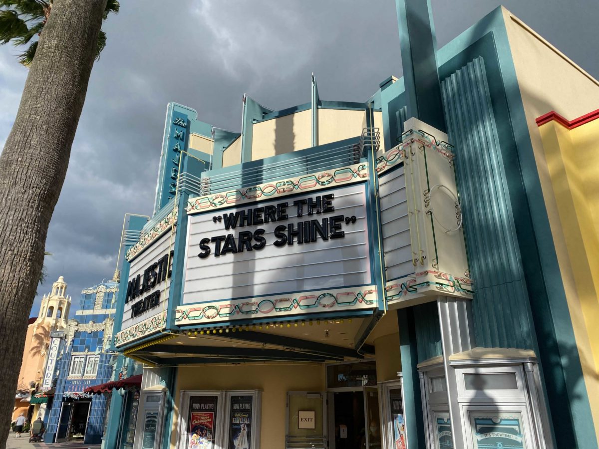 majestic-theater-legends-of-hollywood-marquee-remodel_5