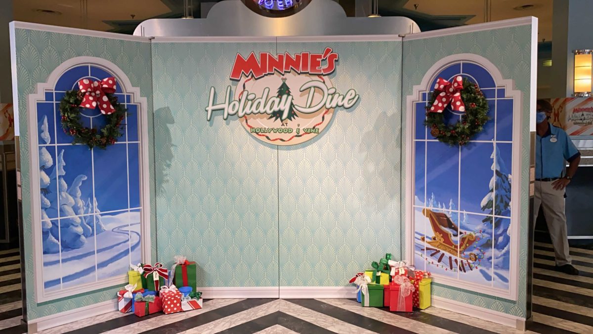 minnies-holiday-dine-photo-op