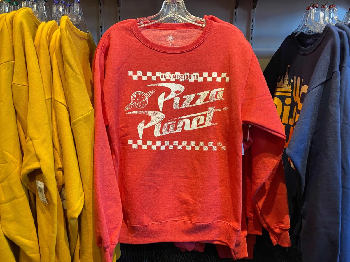 pizza-planet-retro-sweatshirt_1-9367459