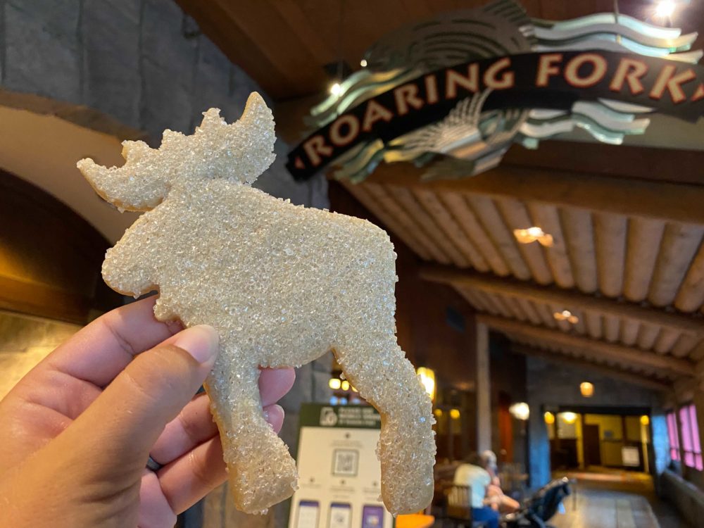 spiced-moose-cookie-roaring-fork-2-8441081