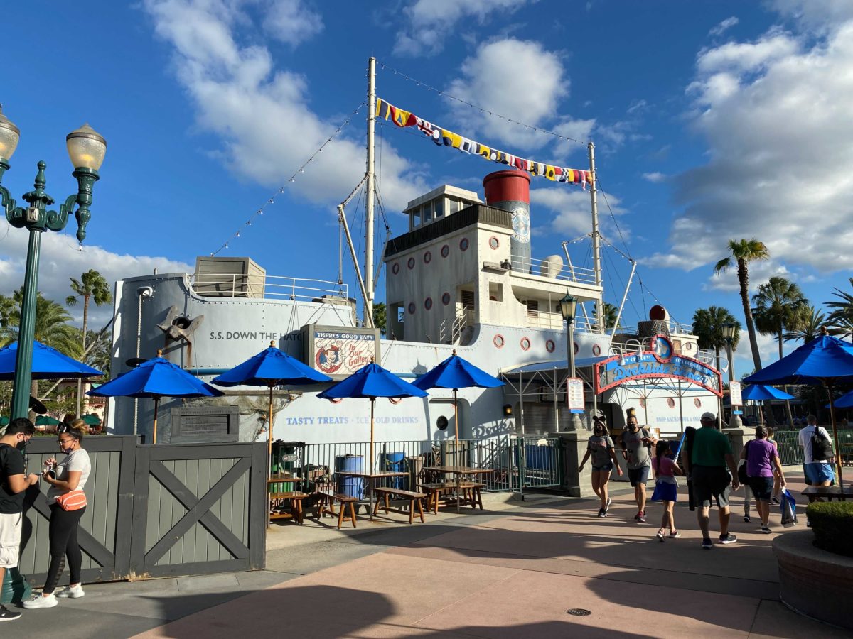 ss-down-the-hatch-hollywood-studios