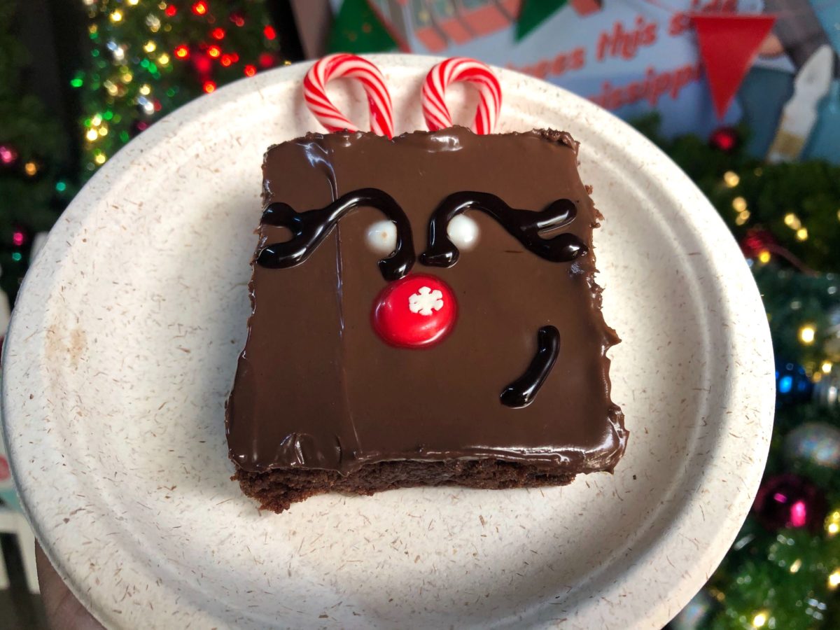 vegan-reindeer-brownie-from-holiday-tribute-store-universal-studios-florida-5-3852002