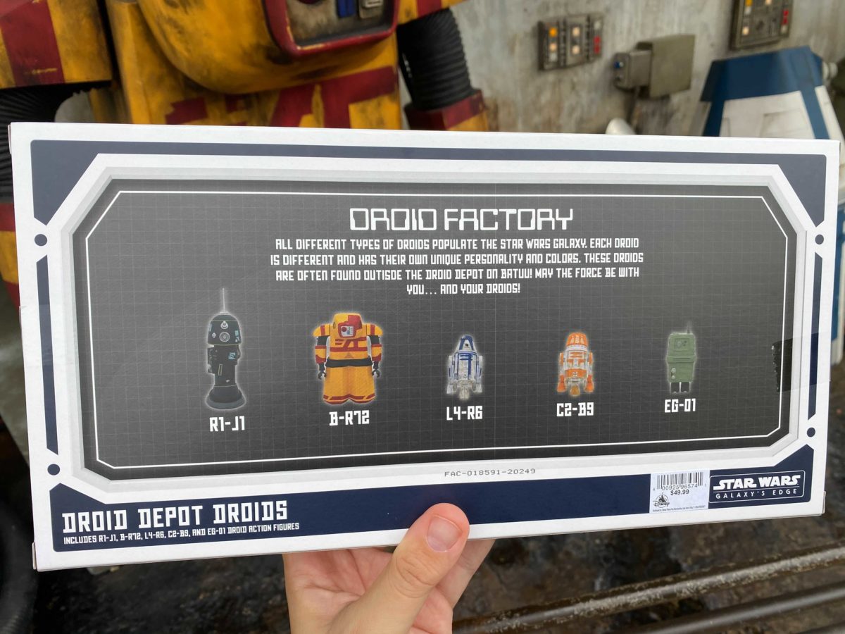 wooden-boba-fett-droid-depot-figure-set-2020_4