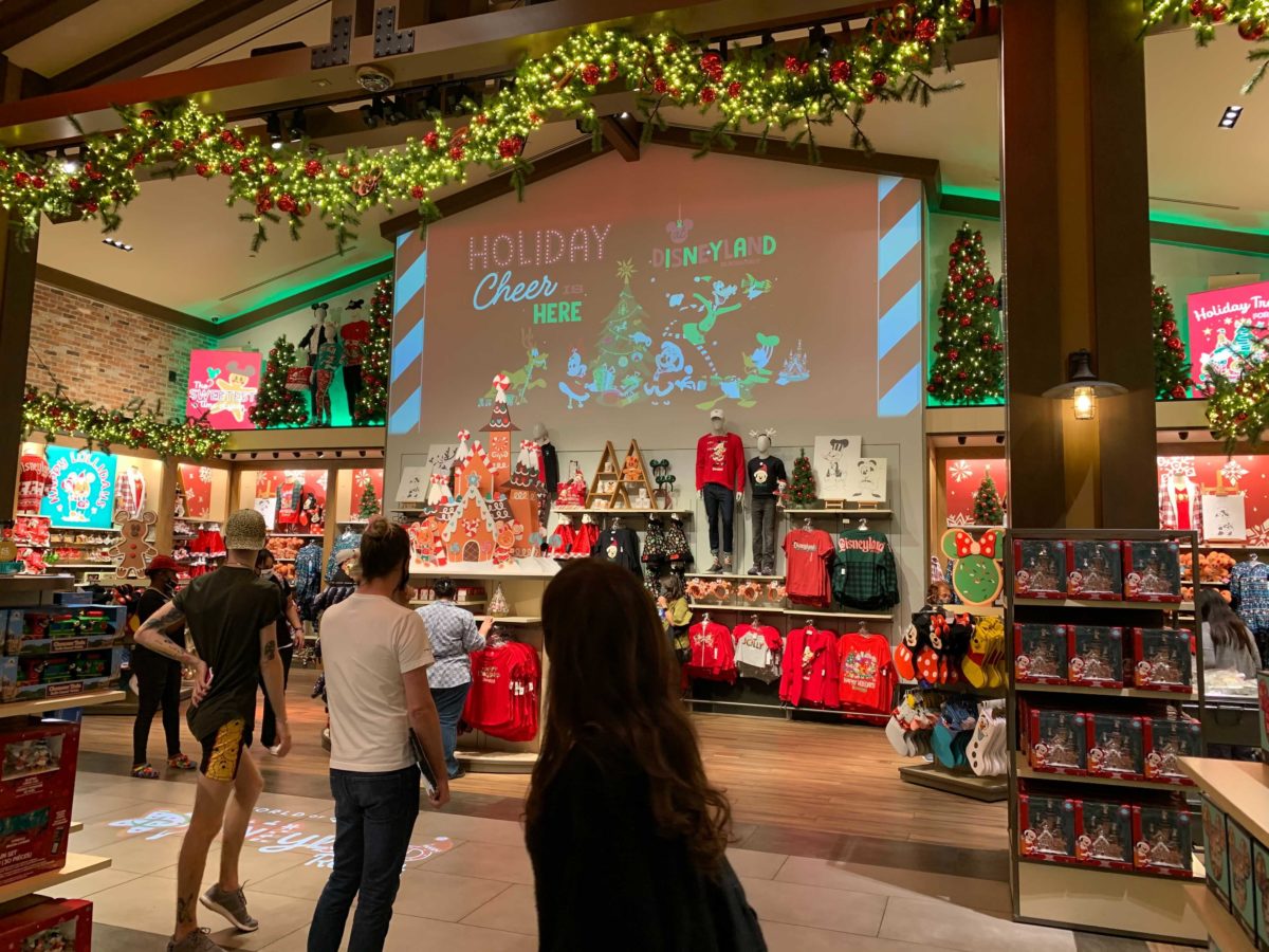 world-of-disney-downtown-disney-district-reduced-capacity-6
