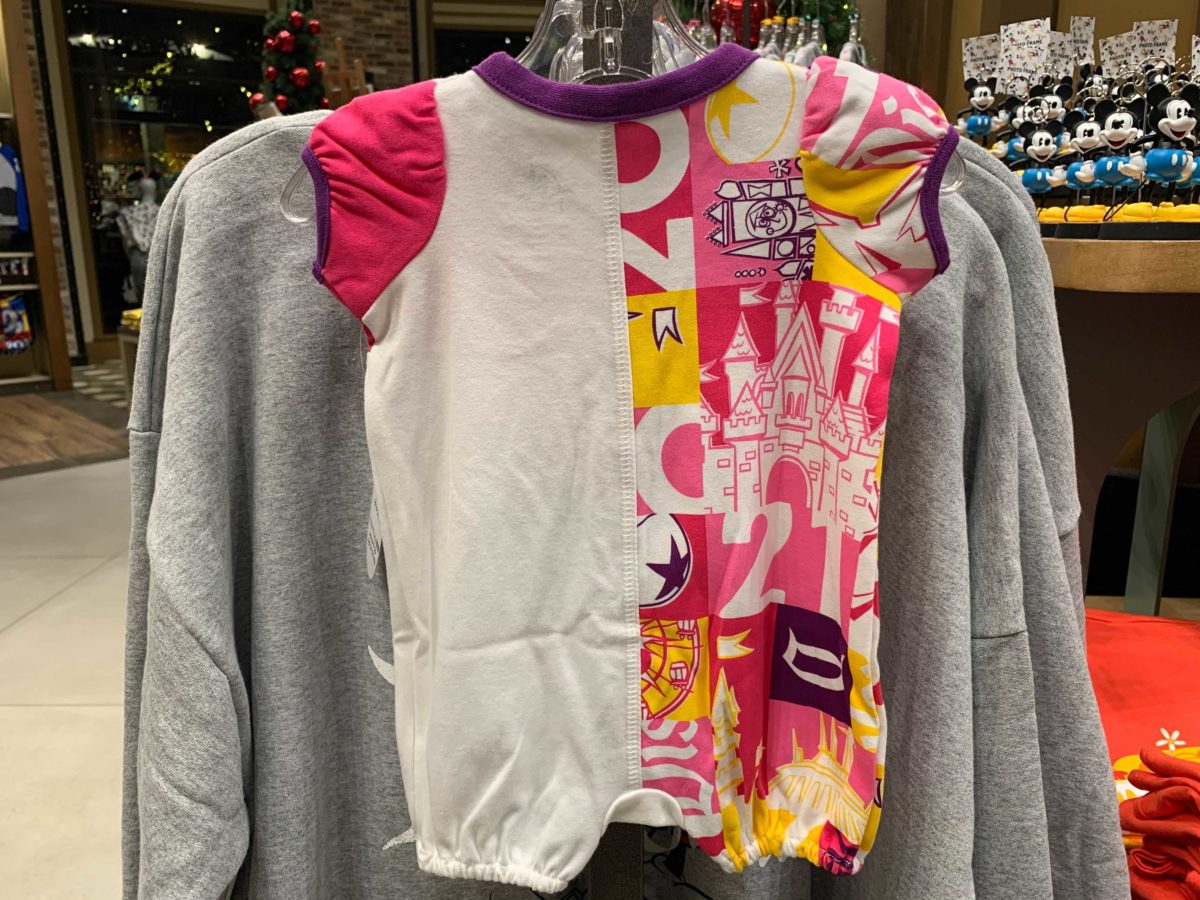 2021-merchandise-disneyland-resort-2020-12-11t141416-502