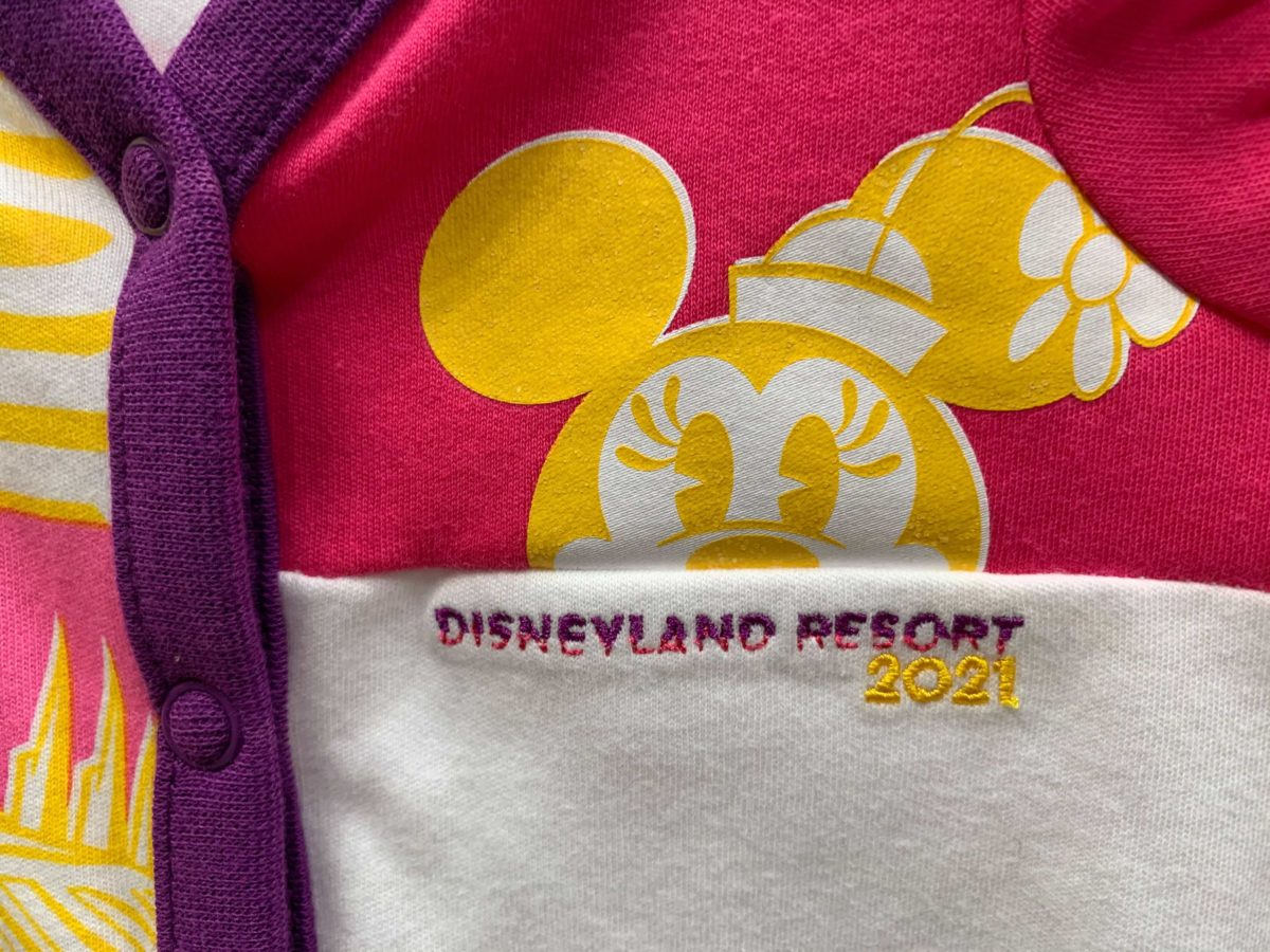 2021-merchandise-disneyland-resort-2020-12-11t141418-334