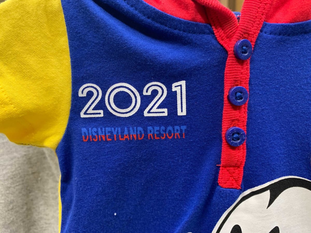 2021-merchandise-disneyland-resort-2020-12-11t141429-938