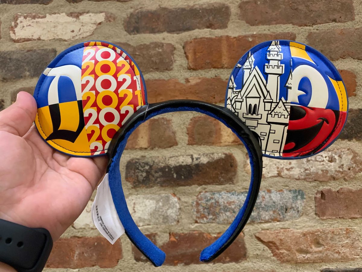 2021-merchandise-disneyland-resort-89