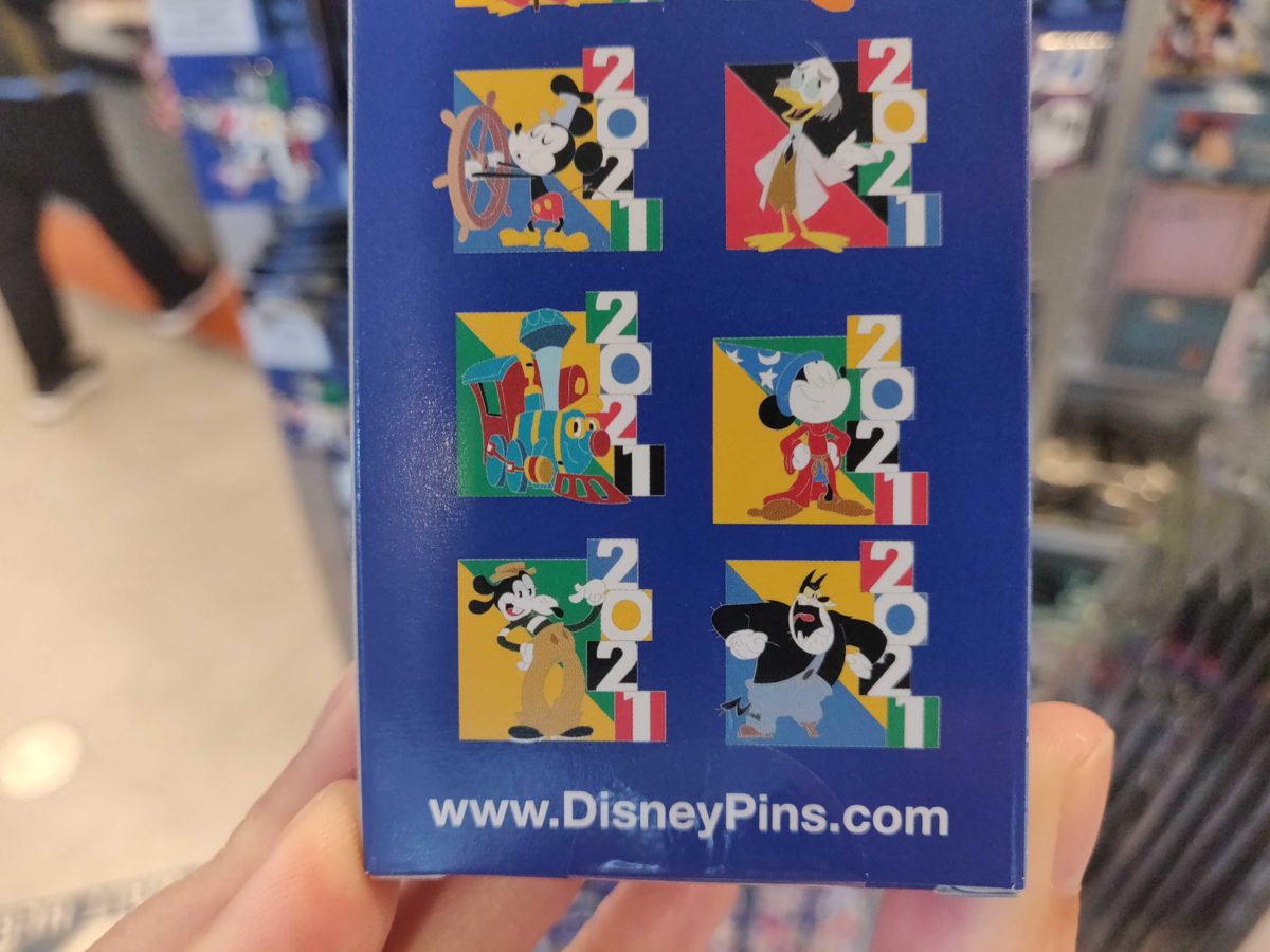 2021-pins-lanyards-102017