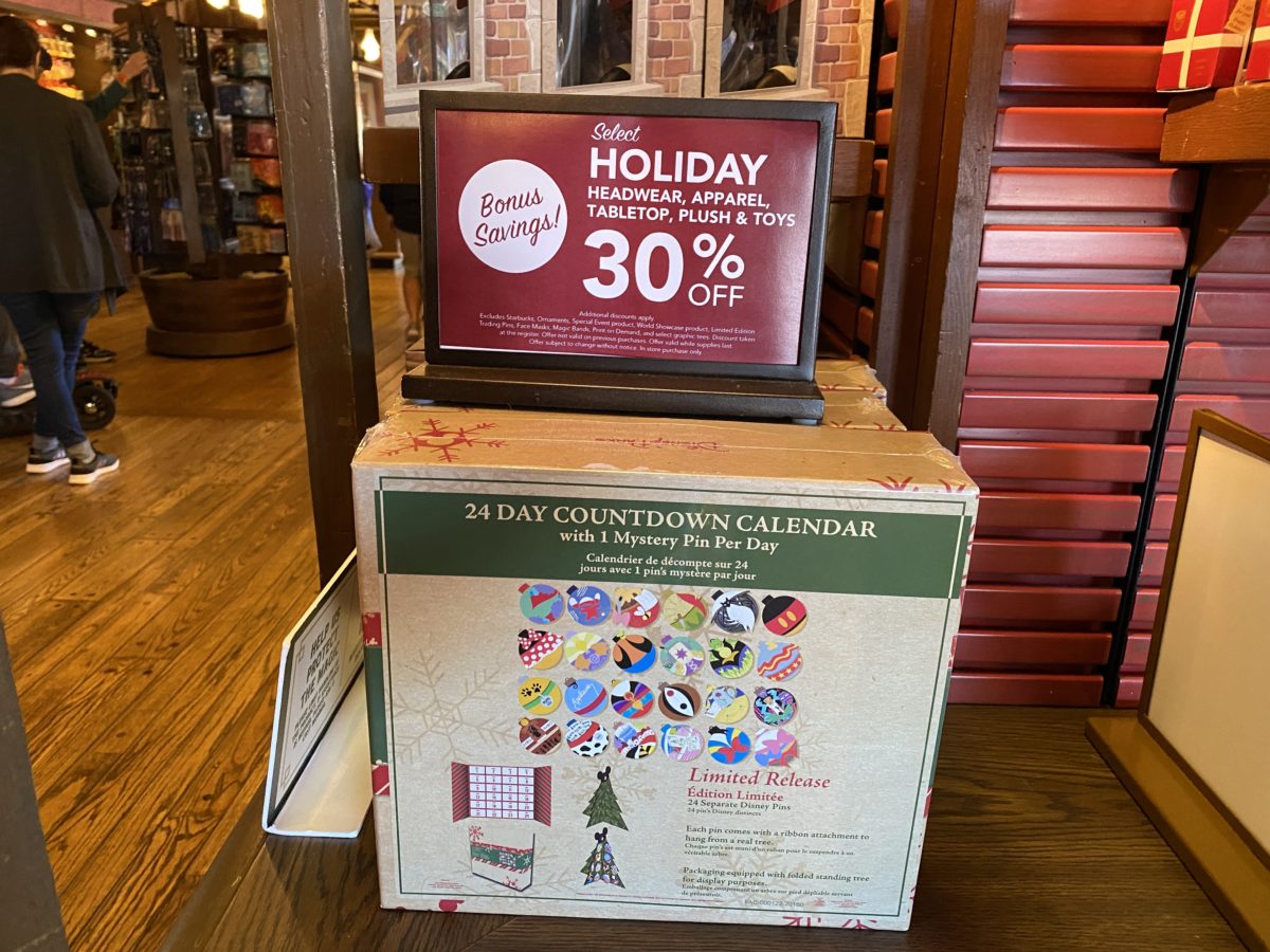 christmas-countdown-calendar-limited-edition-pins-on-sale-magic-kingdom-12282020-3713185