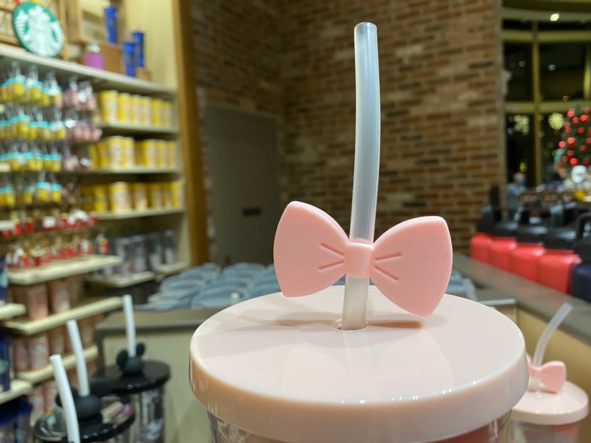 disneyland-hello-sipper-3
