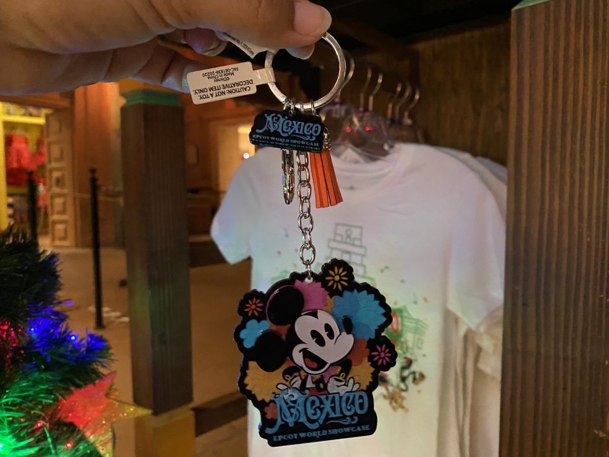 mexico-pavilion-keychain-epcot-12032020-3454212
