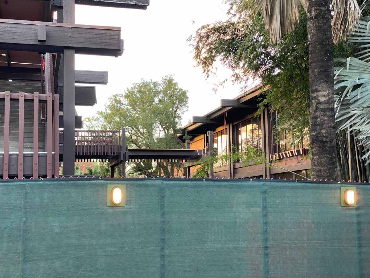 polynesian-village-monorail-platform-construction-21-9397336