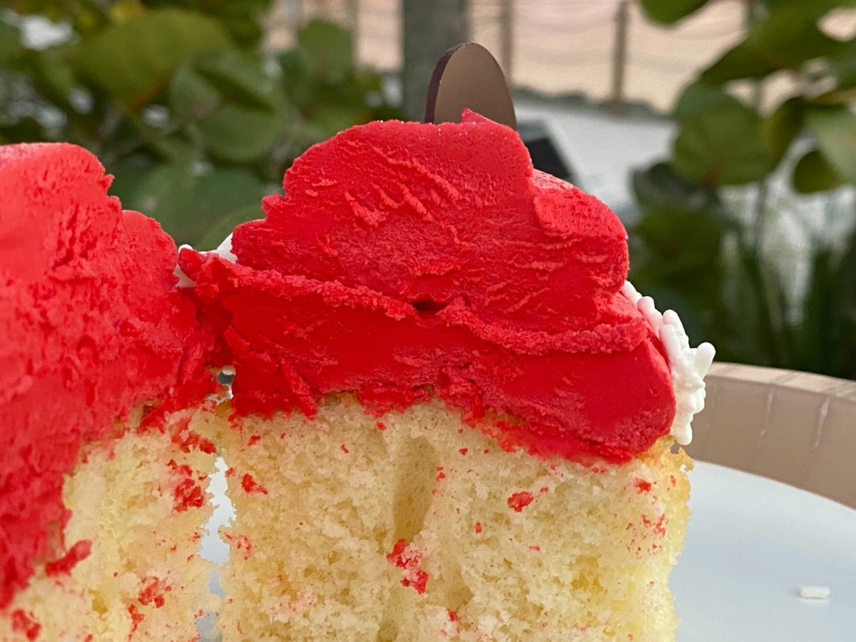 santa-mickey-cupcake-5
