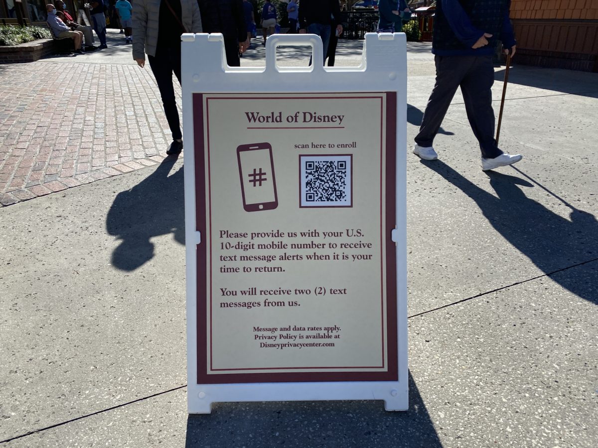 world-of-disney-new-qr-code-queue-disney-springs-12222020-9232145