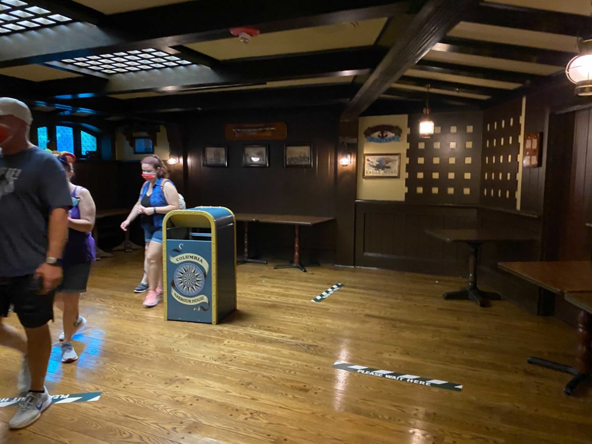 columbia-harbour-house-peter-pans-flight-queue-27