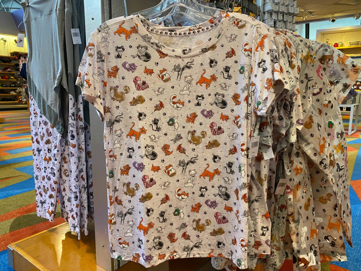 dogs-and-cats-merch-4-2