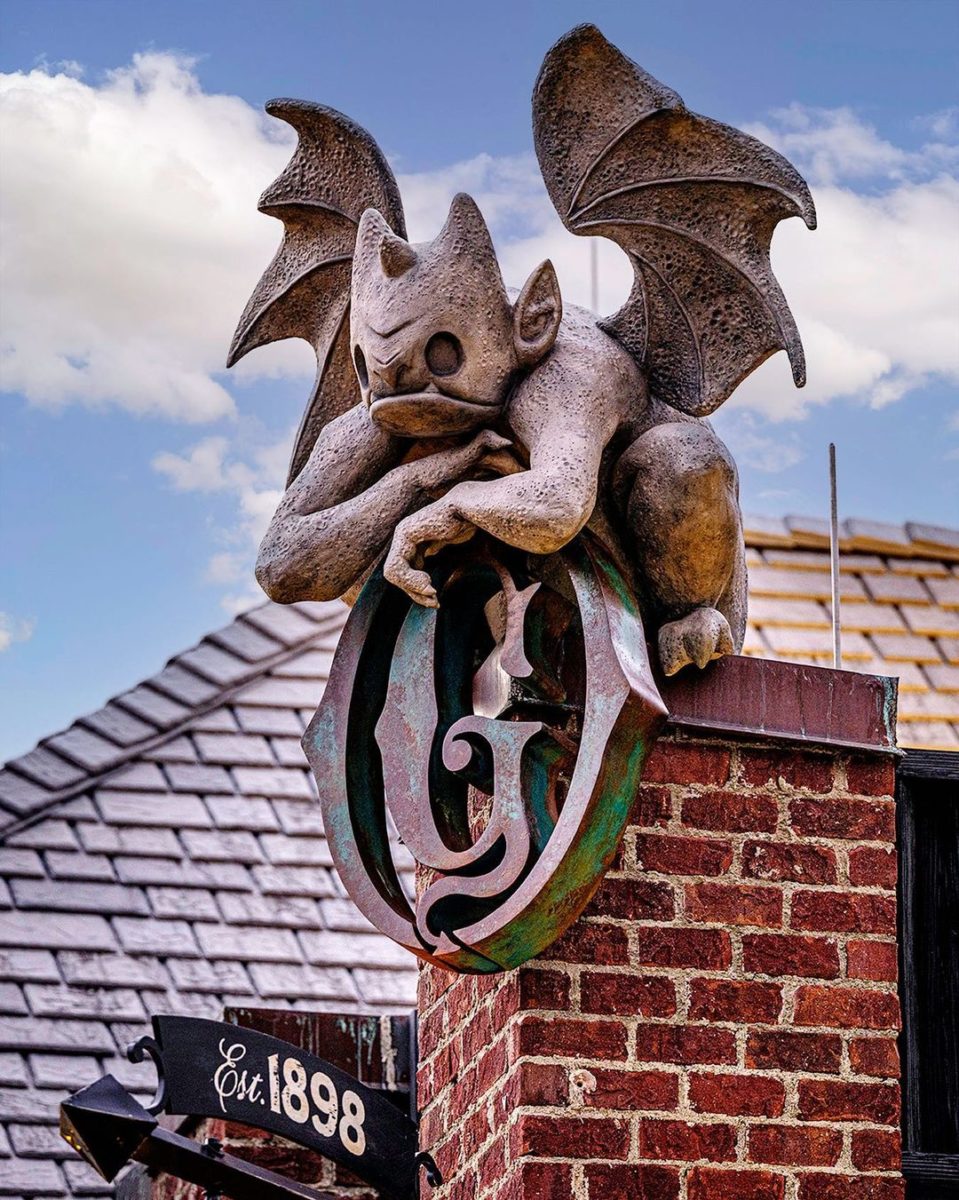 gideons-bakehouse-gargoyle