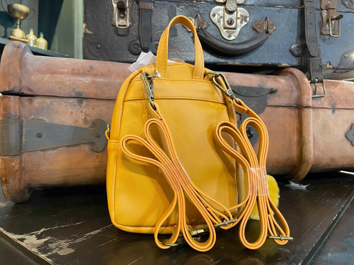 hogwarts-mini-backpacks-hufflepuff-4