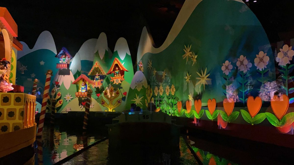 iasw-its-a-small-world-plexiglass-dividers-test-covid_24