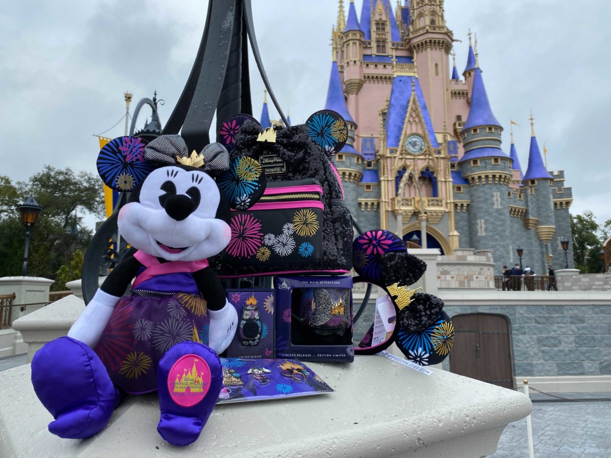 minnie-mouse-main-attraction-fireworks-castle-release-collection-6