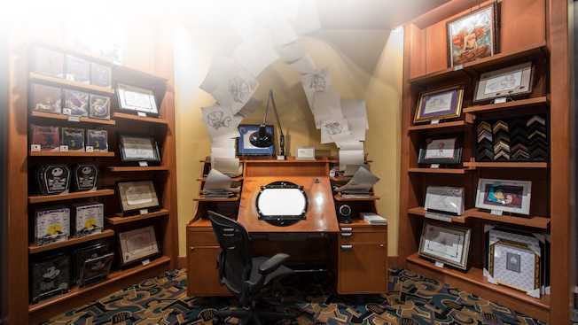 off-the-page-interior-16x9-v2-8457753