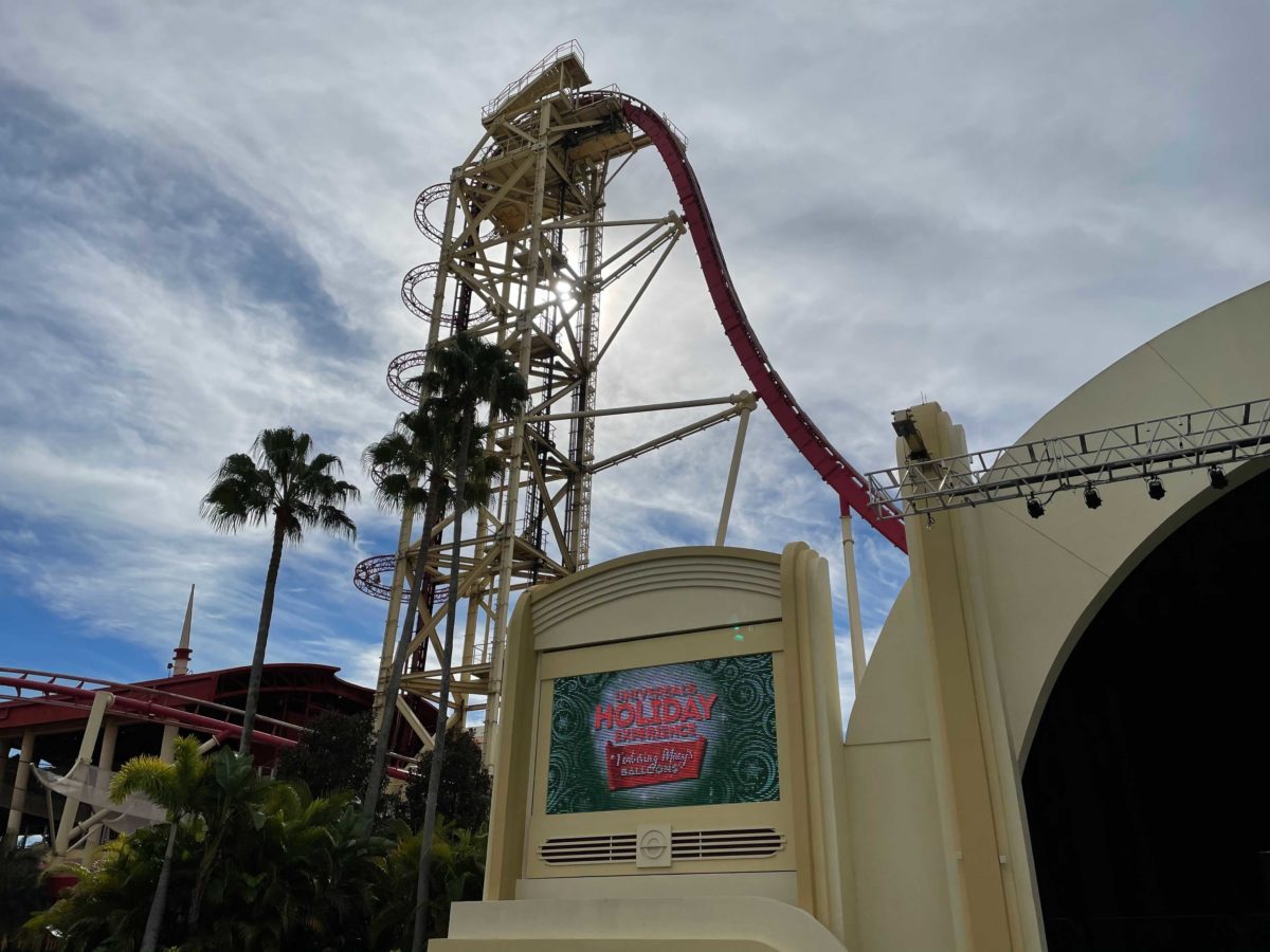 PHOTOS Hollywood Rip Ride Rockit Temporarily Closed Due to Weather at