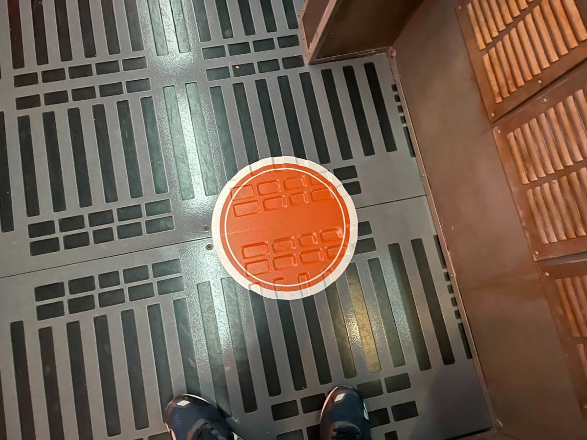 smugglers-run-plexiglass-2