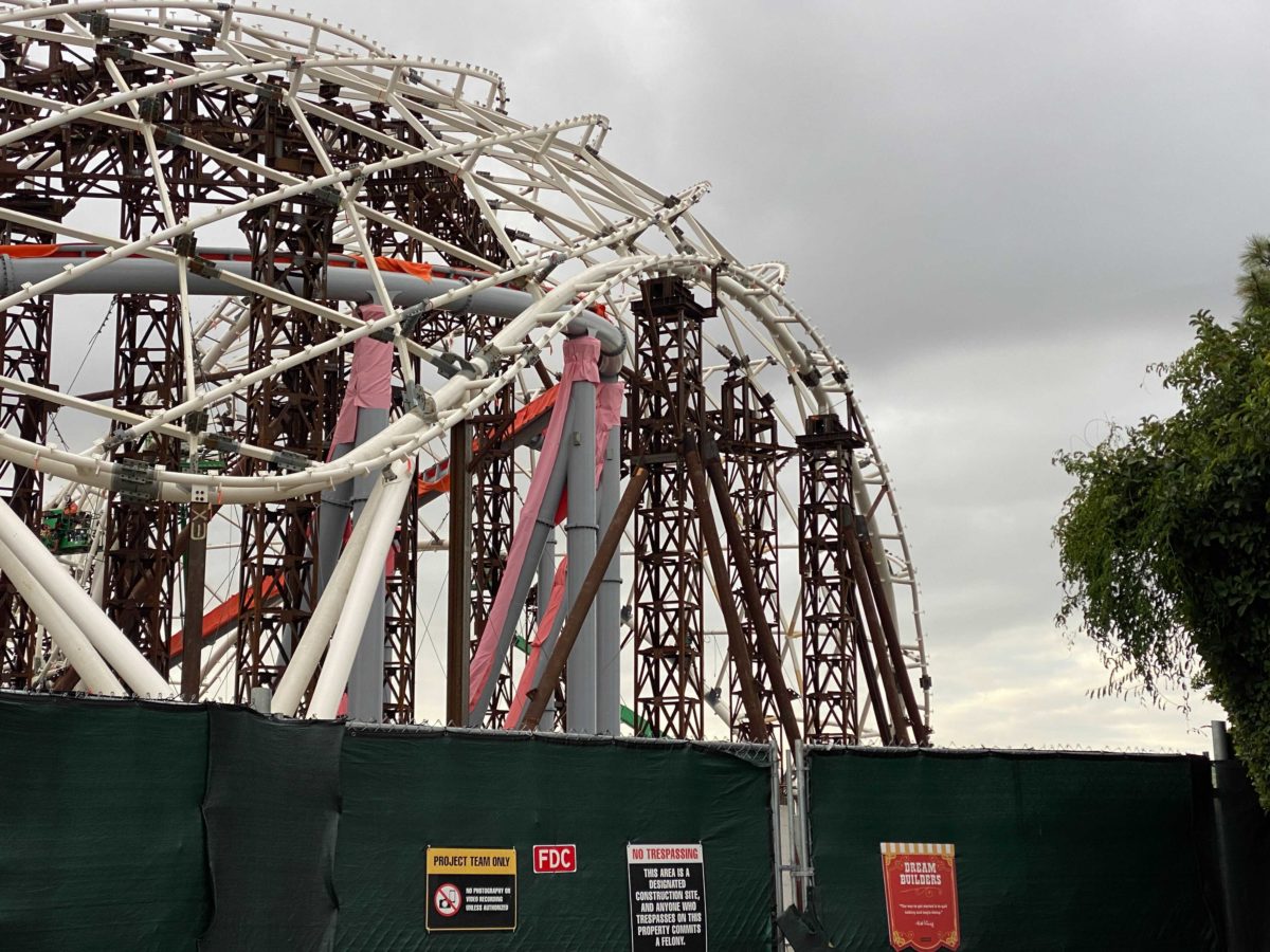 tron-lightcycle-run-construction-december-30-2020-20