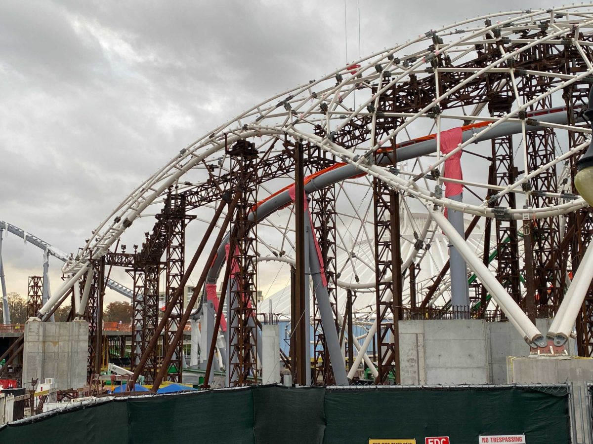 tron-lightcycle-run-construction-december-30-2020-6