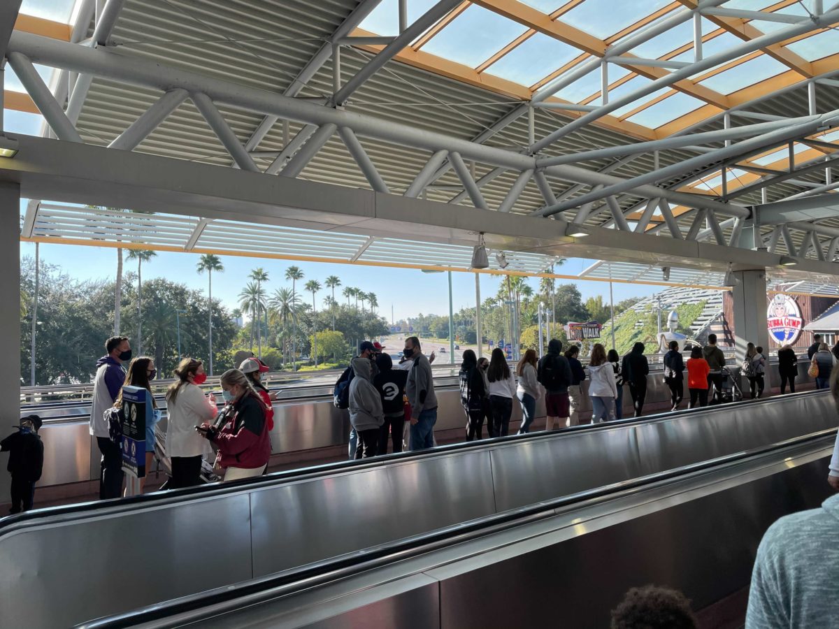 PHOTOS Universal Orlando Resort Entrance Lines Stretch Through