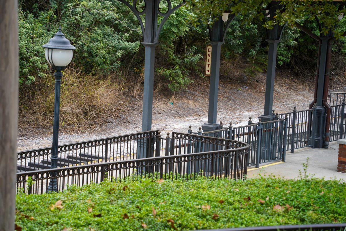 walt-disney-world-railroad-track-laid-4