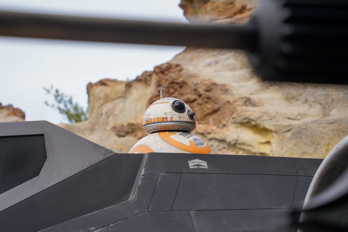 bb-8-at-rise-of-the-resistance-1-17-21-1162760