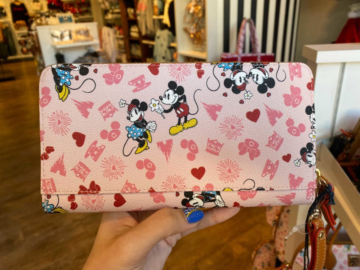 disneyland-merchandise-01-15-54