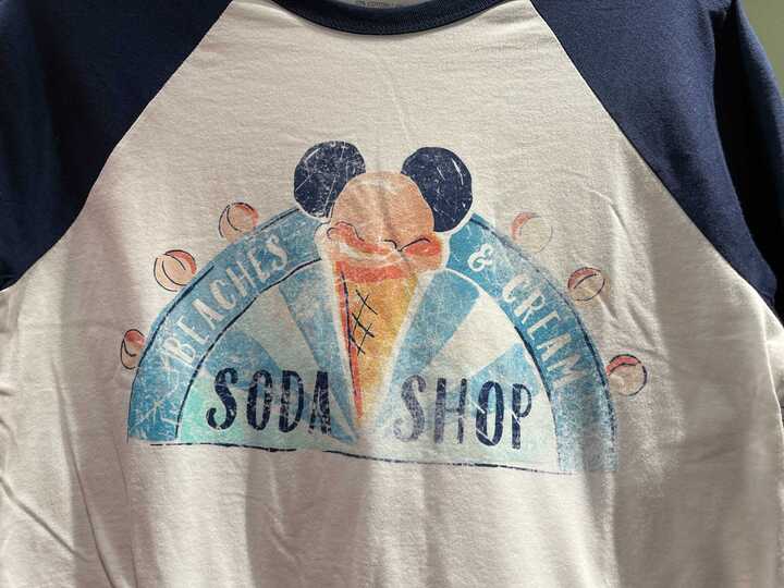 disneys-beach-club-resort-beaches-and-cream-soda-shop-raglan-close-up
