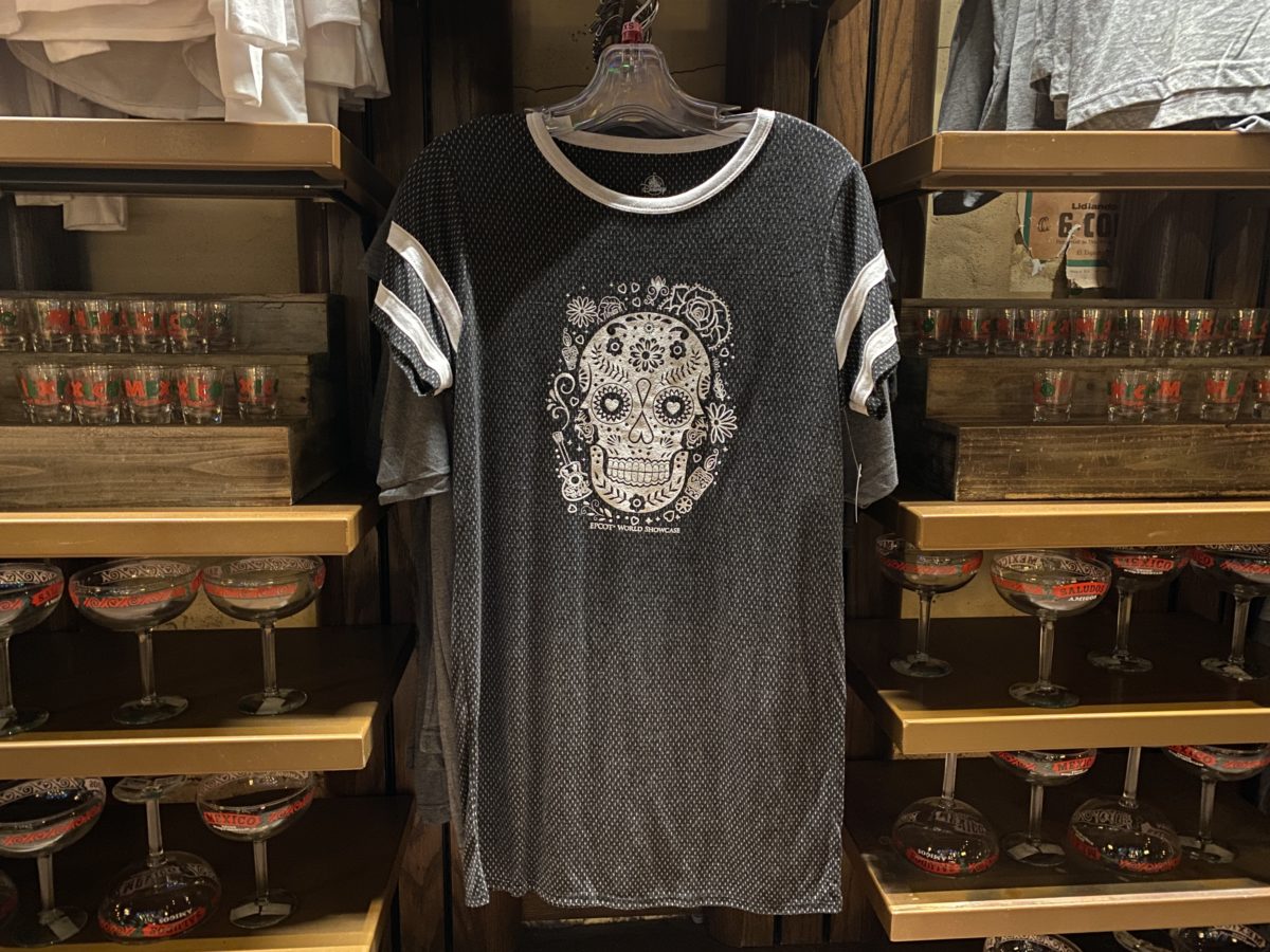 mexico-pavilion-sugar-skull-nightshirt-epcot-01072021-5618570