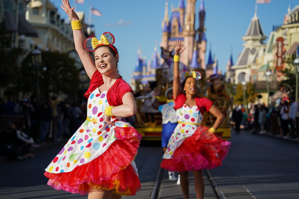 mickey-friends-cavalcade-1-16-21-5-3362419