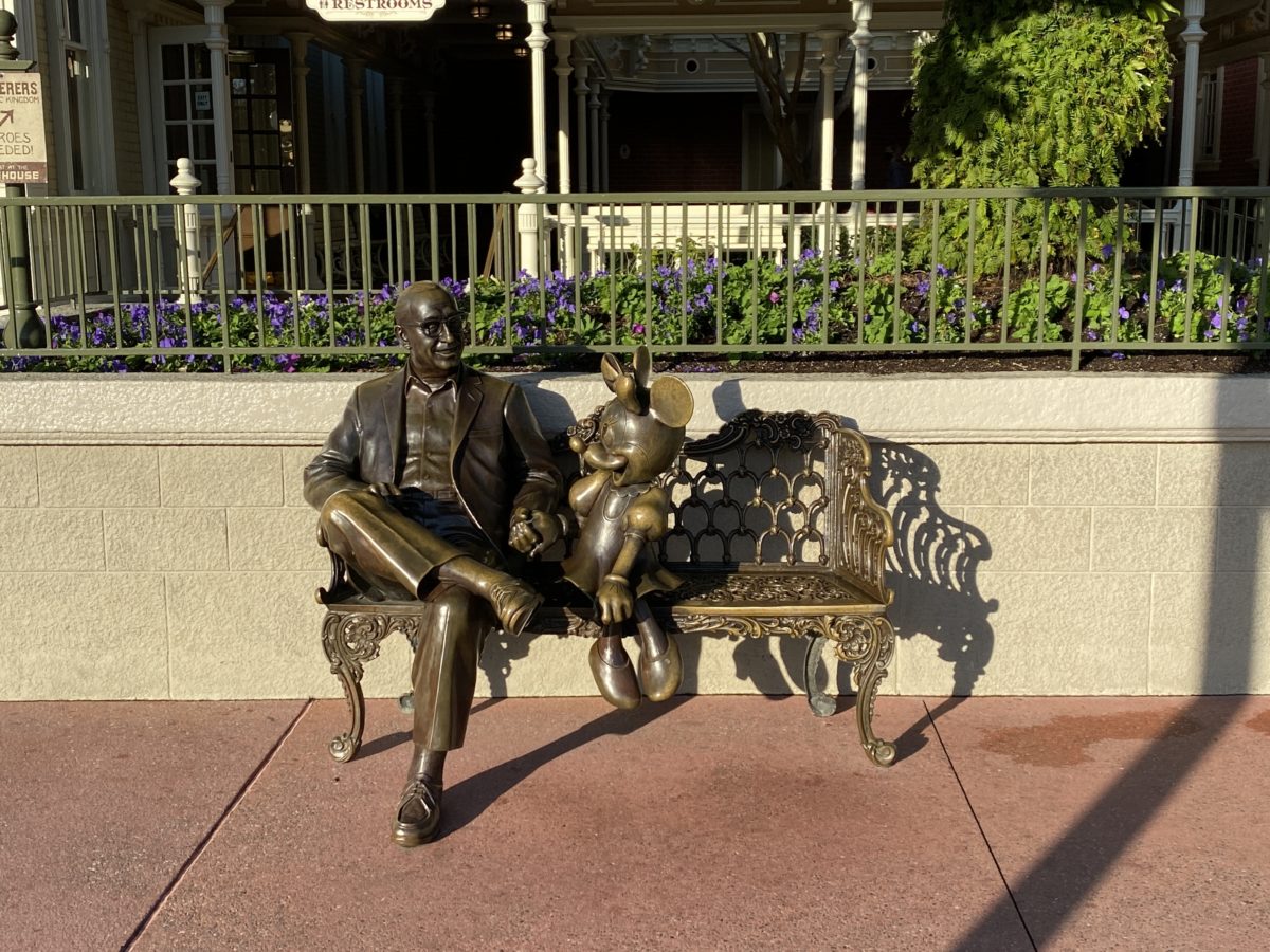 sharing-the-magic-still-on-sidewalk-magic-kingdom-01212021-1820191