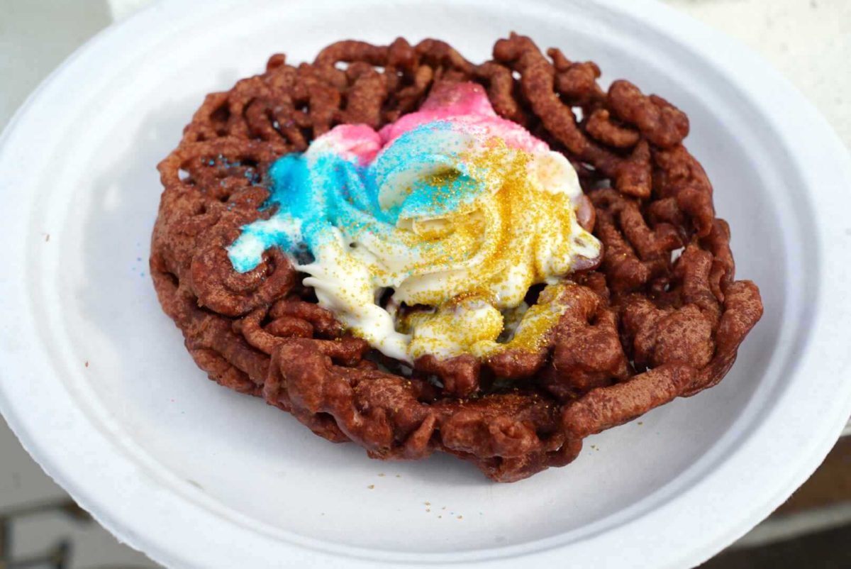 fota-2021-red-velvet-funnel-cake_1-4208534