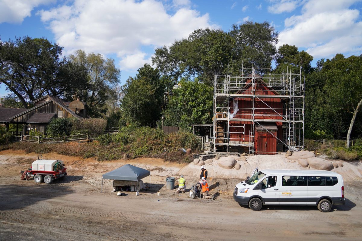 rivers-of-america-construction-2-1352361