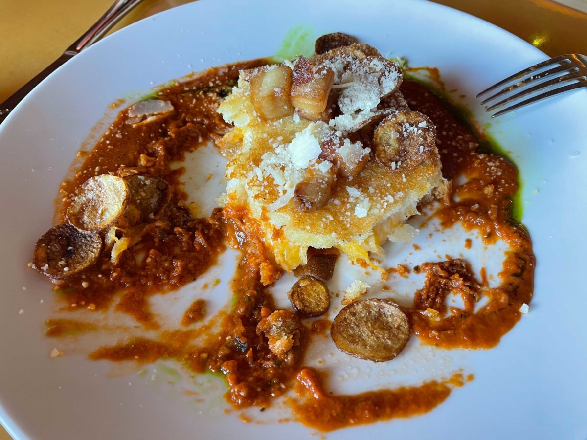 universal-orlando-mythos-restaurant-knife-fork-and-spoon-grilled-cheese-review-8-3974414